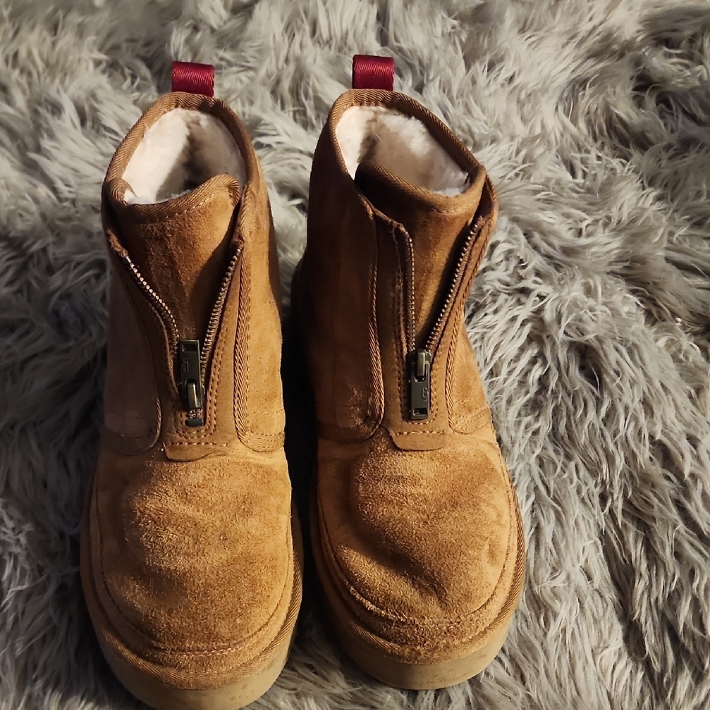 UGG Tan Winter Boots - Picture 3 of 8